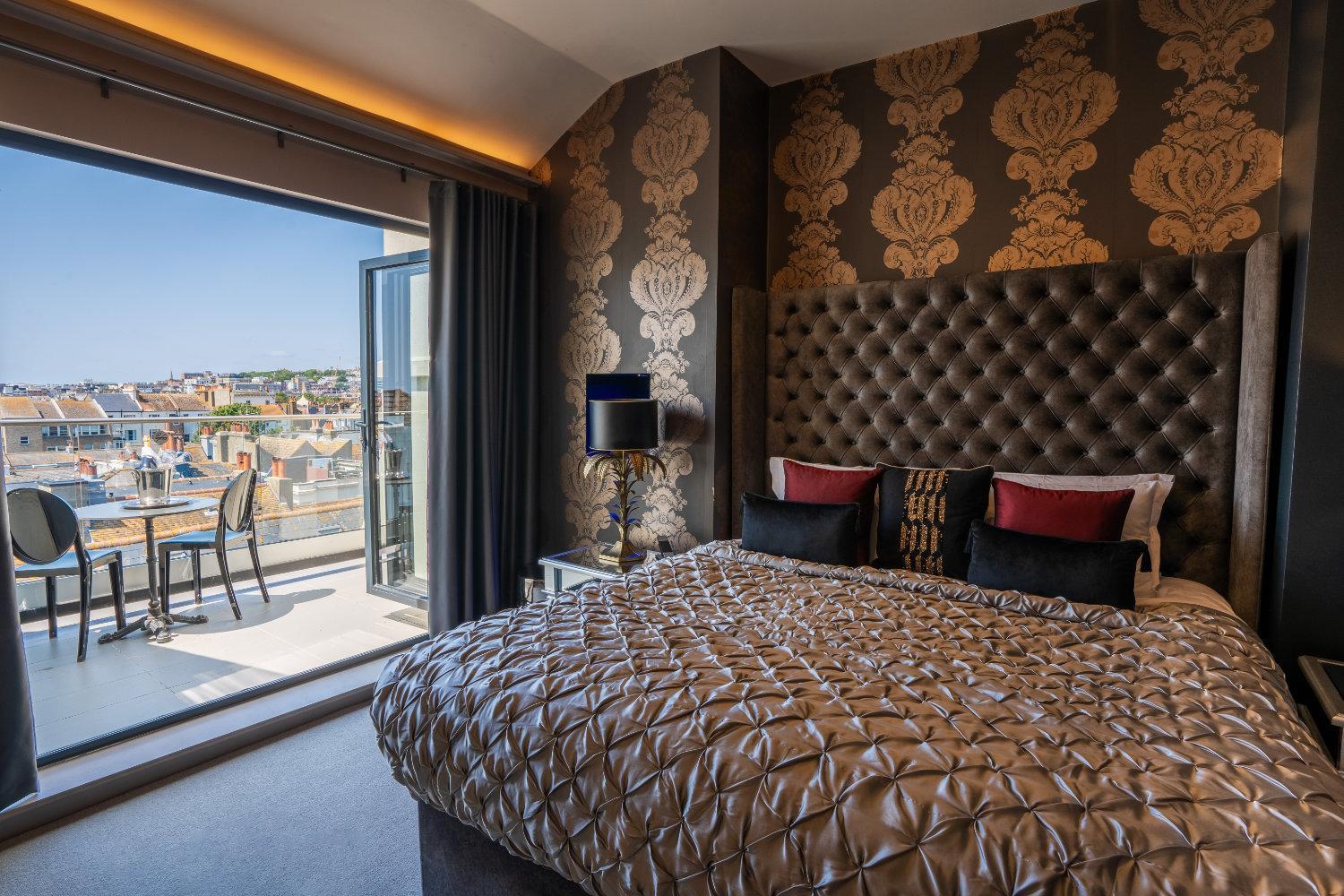 Square Townhouse Отель Брайтонн